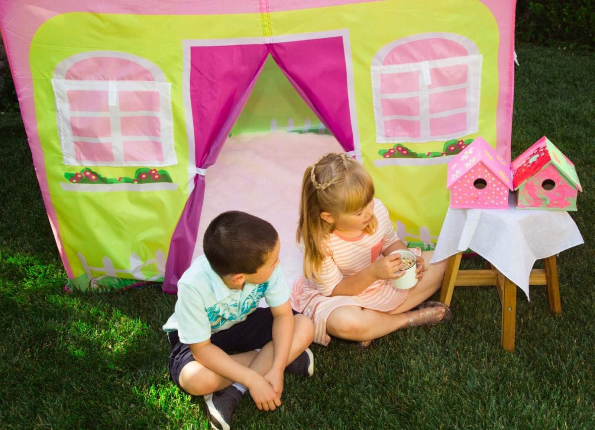 CHILDRENS INDOOR CLUB HOUSE PLAY TENT