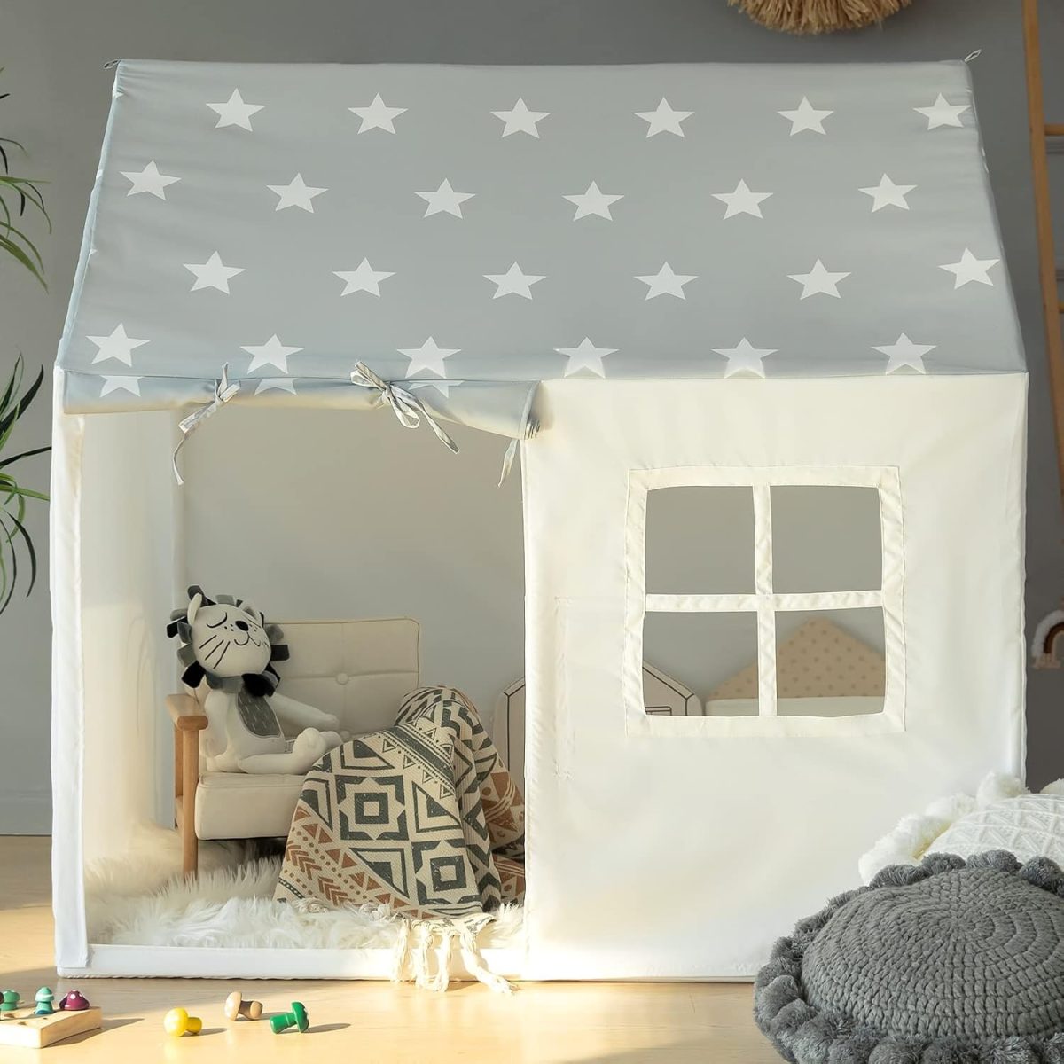 Kids Tent Indoor & Outdoor Toddler Tent Kids Play Tent Large Kids Playhouse Tent Toys with Pennant Banners