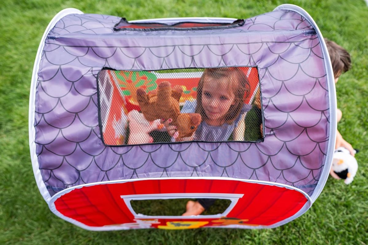 CHILDRENS INDOOR CLUB HOUSE PLAY TENT
